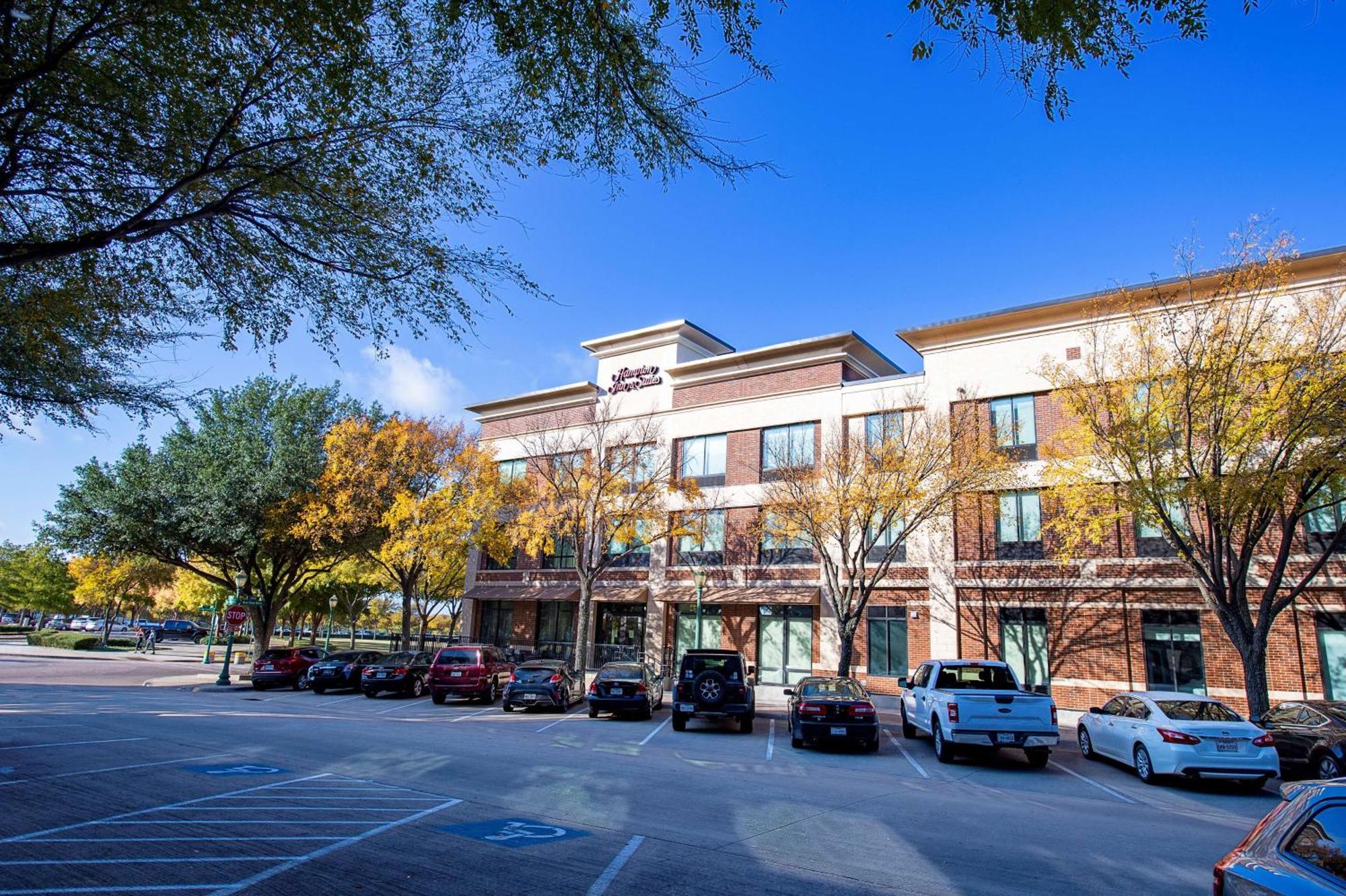 Hampton Inn & Suites Keller Town Center Eksteriør billede